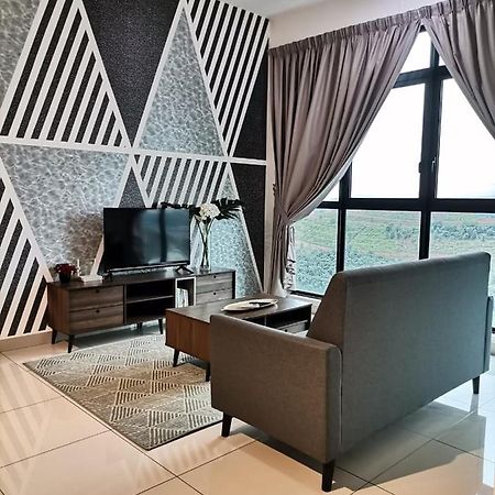 Conezion Residence Putrajaya Nearby Ioi City Mall Екстериор снимка